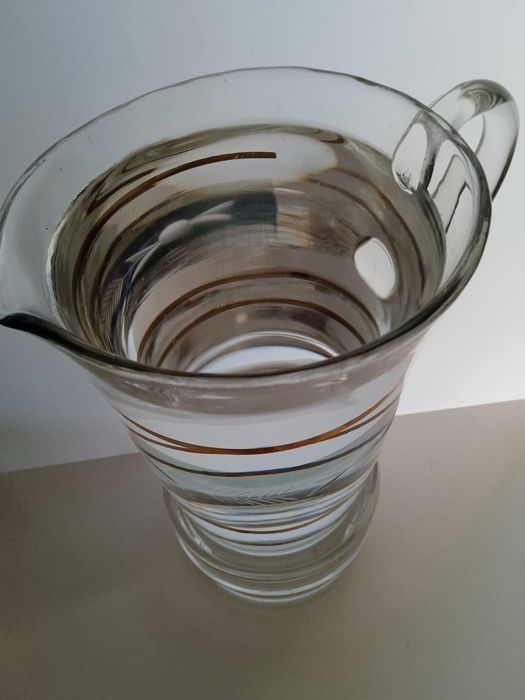 Кана за напитки антик гравиране позлата