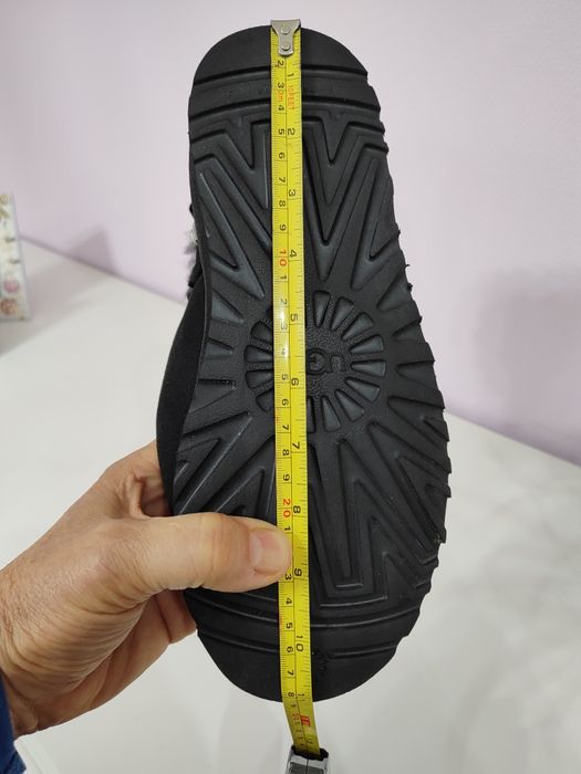 UGG negri, 40,5, deosebiti