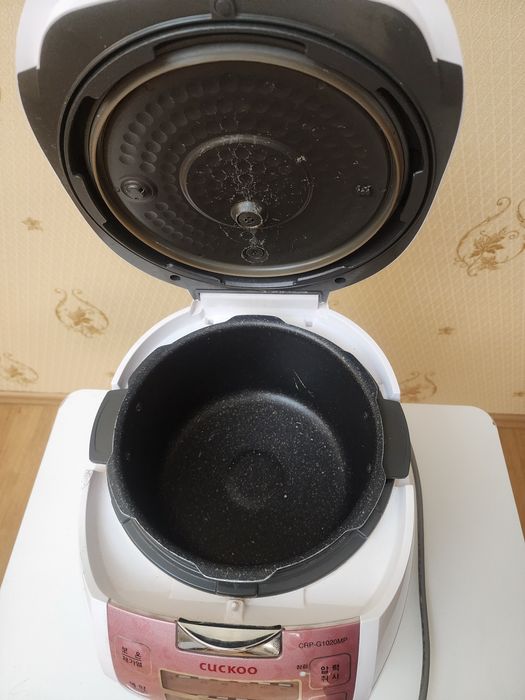 Продам рисоварку Cuckoo