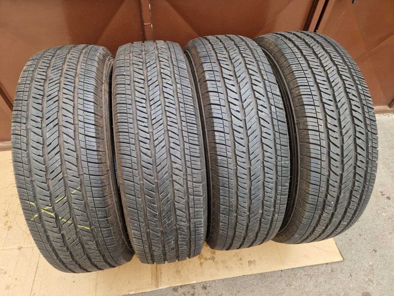 4 Bridgestone R18 255/70
летни гуми
DOT2622