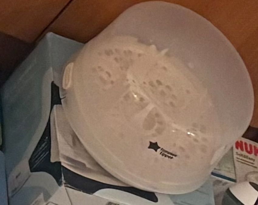 Стерилизатор за микровълнова фурна