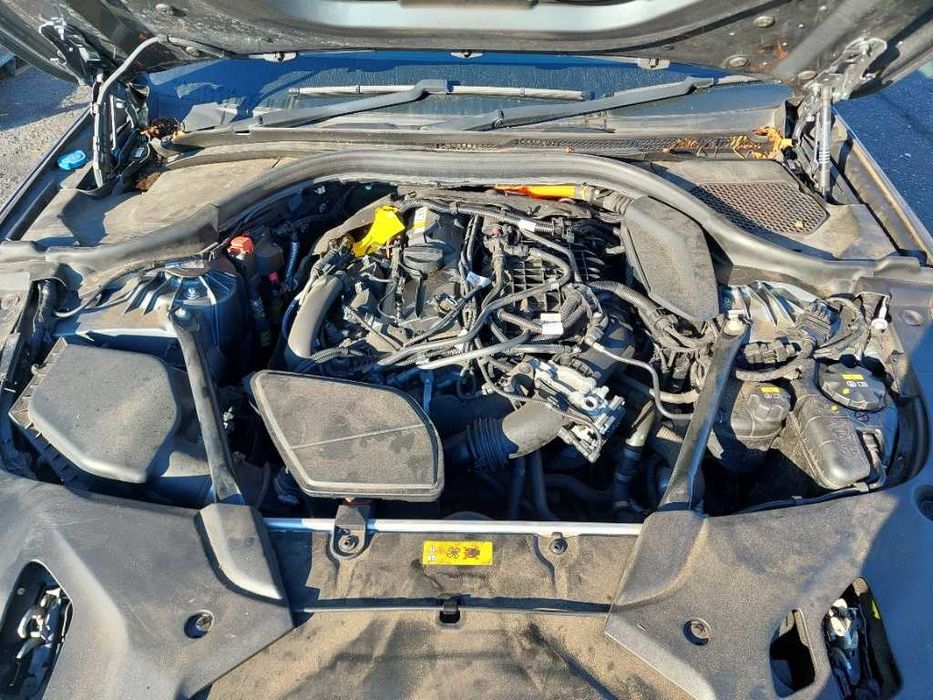 Dezmembram BMW Seria 5 G30 2.0 benzina  An 2018
Cod motor B46B20B