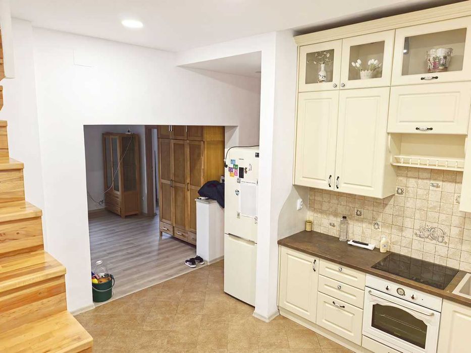 Închiriez Casă Premium zonă Centrală