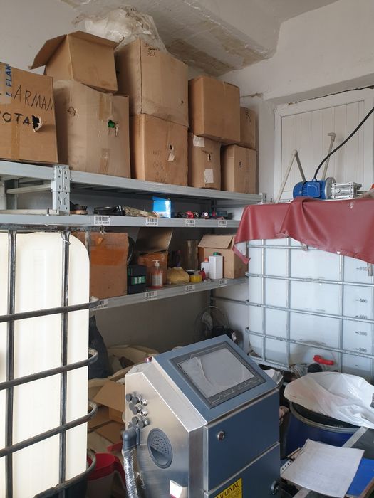 Стелажи производственные