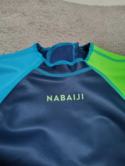 Vând combinezon înot  DECATHLON - NABAIJI. NOU. 143-152 (10-12 ani).