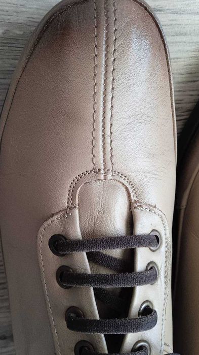 Нови обувки естествена кожа    
 р-р 39