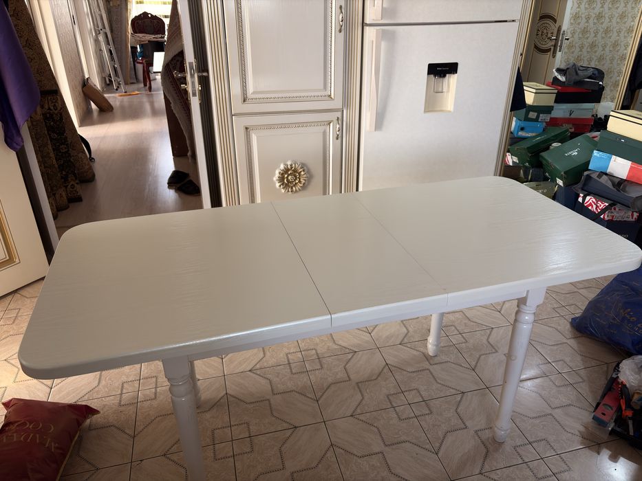 Продается кухонный стол