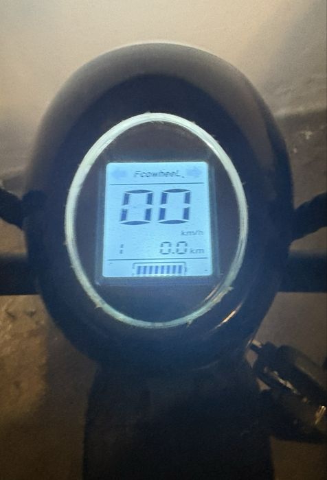 Mini moped electric (NU NECESITA PERMIS) pentru copii dar si pentru oricine altcineva. URGENT!!