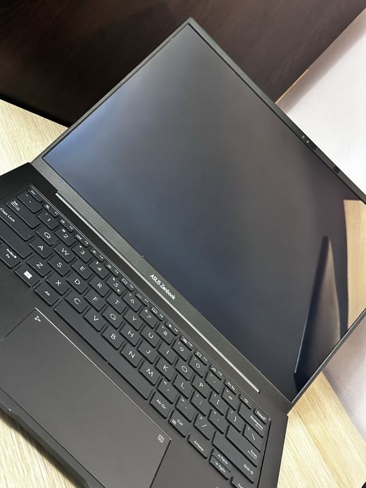 Asus ZenBook 14X i7-13700H | 2.8K OLED 120Hz | RTX3050 16GB/1