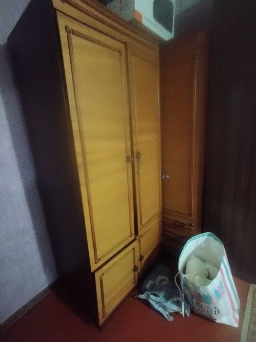 шкаф отдам бесплатно