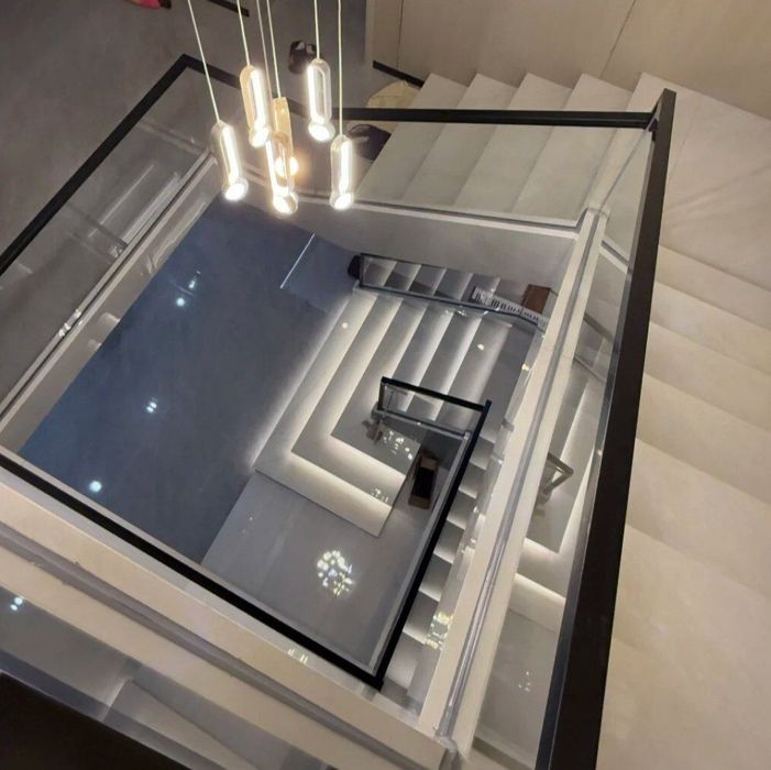 Glass diamond oynalari