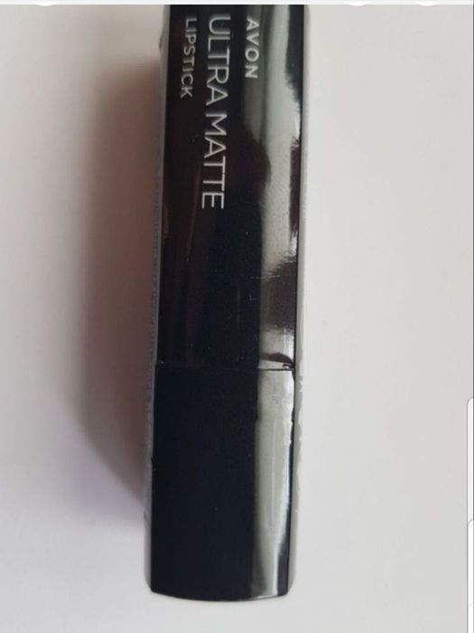 Avon Ultra Matte Red Supreme