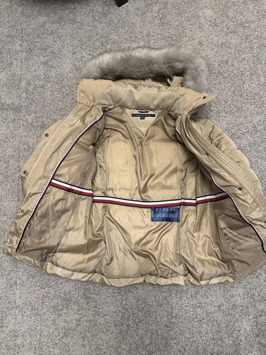 Geaca iarna Tommy Hilfiger bej Xs