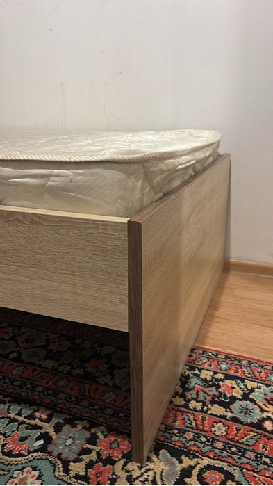 Кровать сатылады продается