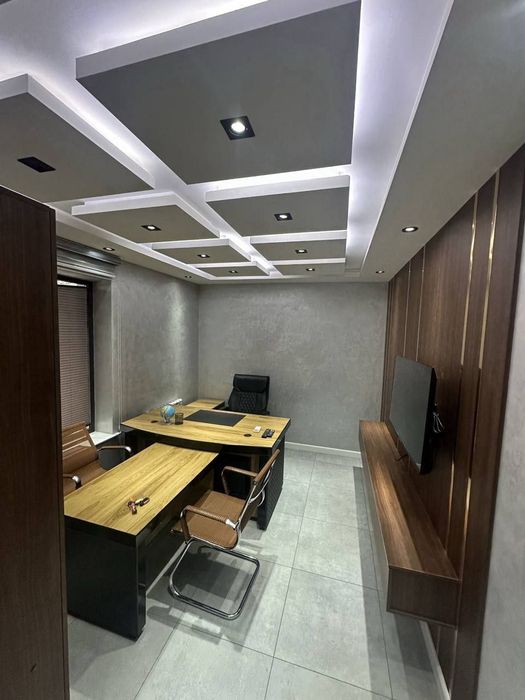 ЕвроОфис с мебелью на Ц1 ( экопарк)