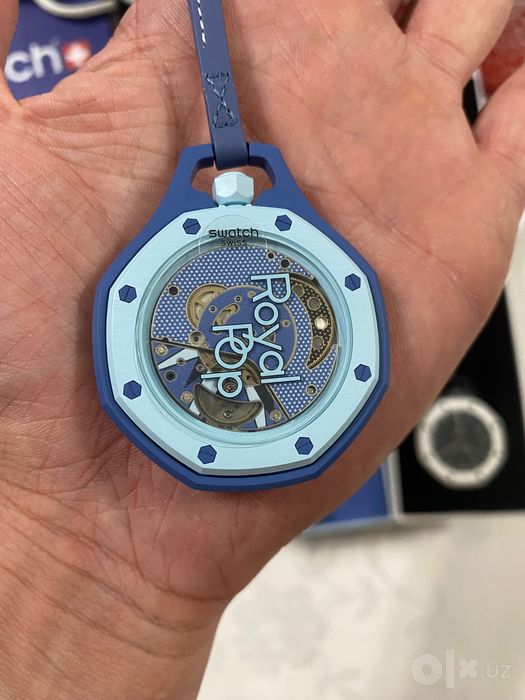 Swatch Ap royal pop часы