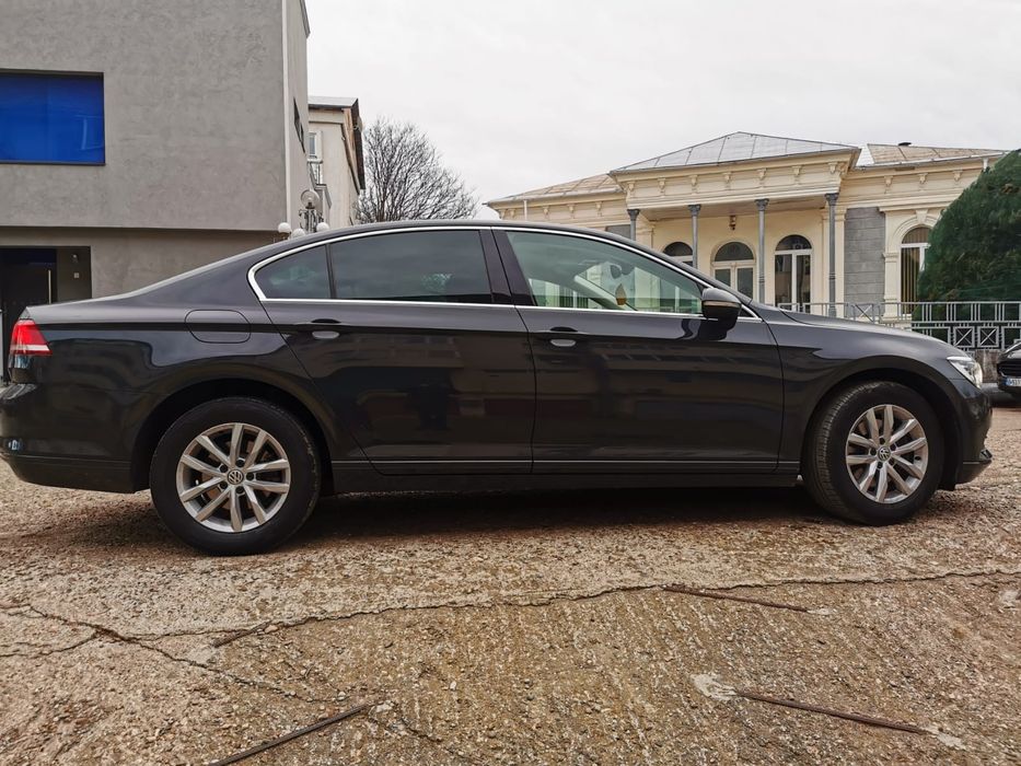 Închirieri auto,rent a car Focsani • OLX.ro