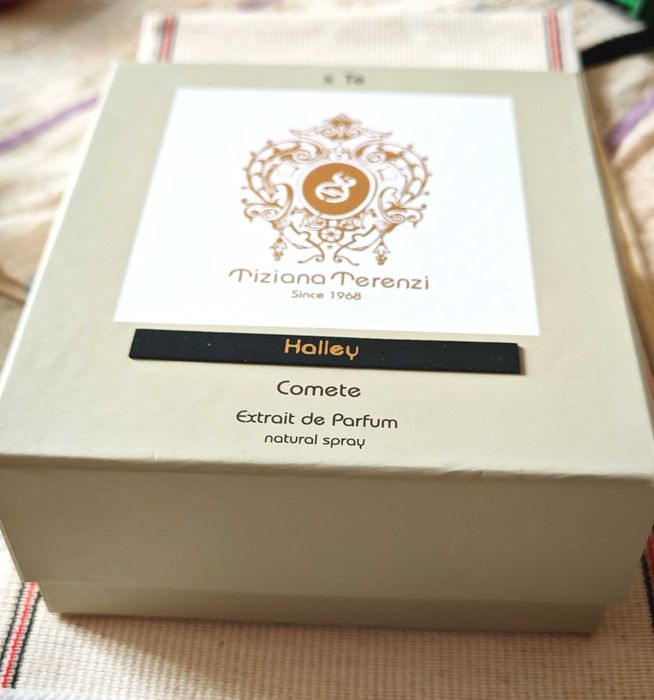 Tiziana Terenzi Halley Луксозен Парфюмен Екстракт от колекцията Comete Collection  2019 г.