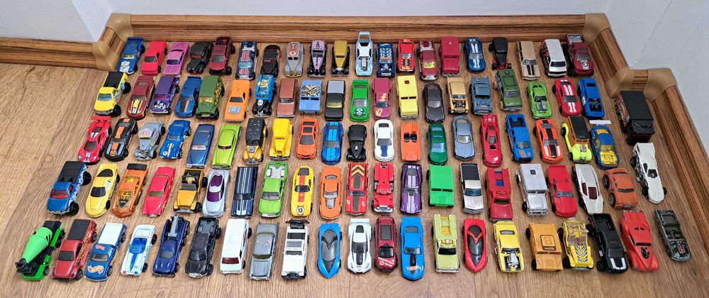 Masinute HOT WHEELS diferite modele