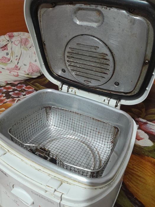 Friteuză electrică pe ulei,două piese,