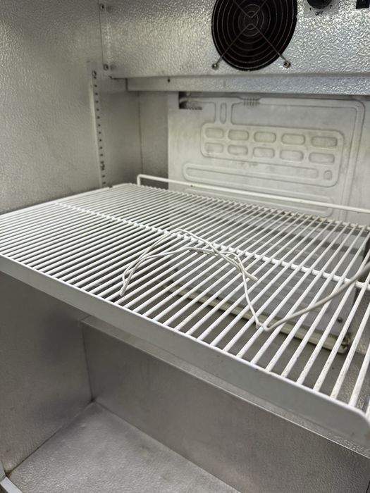 Хладилна витрина UGUR 60/87см