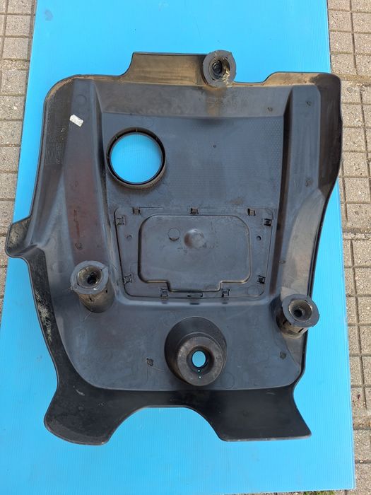 Golf 4 Bora капак за  двигател 1.9 TDI помпа дюза супер здрава