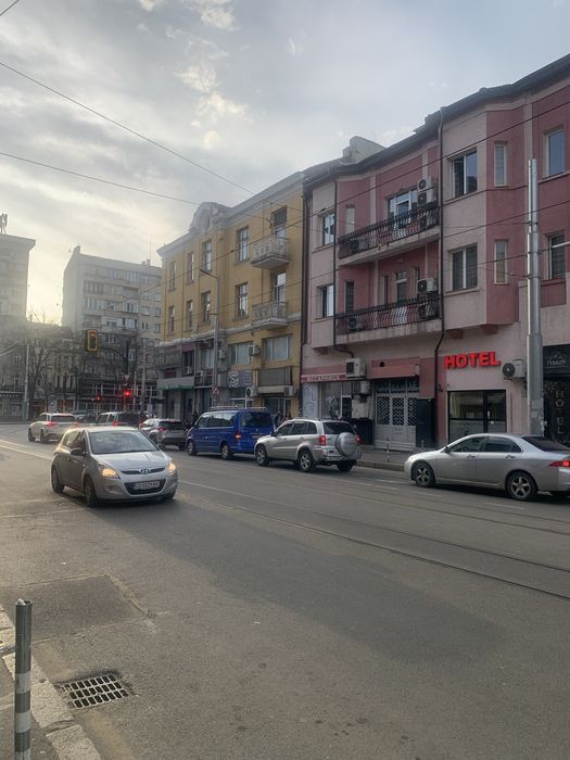 Дава магазин под наем