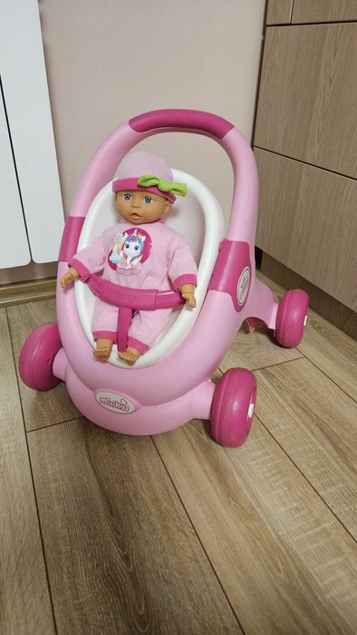 Уокър  minikiss за прохождане