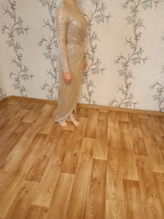 Вечернее платье продам