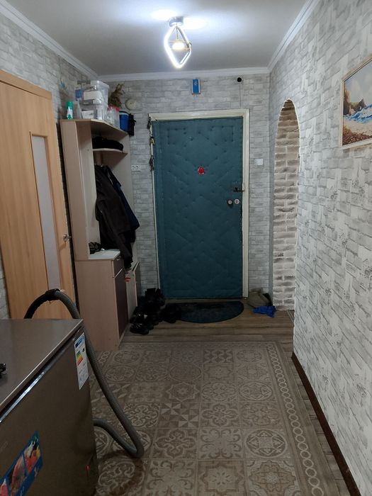 Продам квартиру 4 комнатную