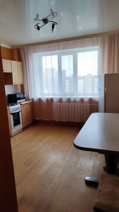 Продам шторы готовые.