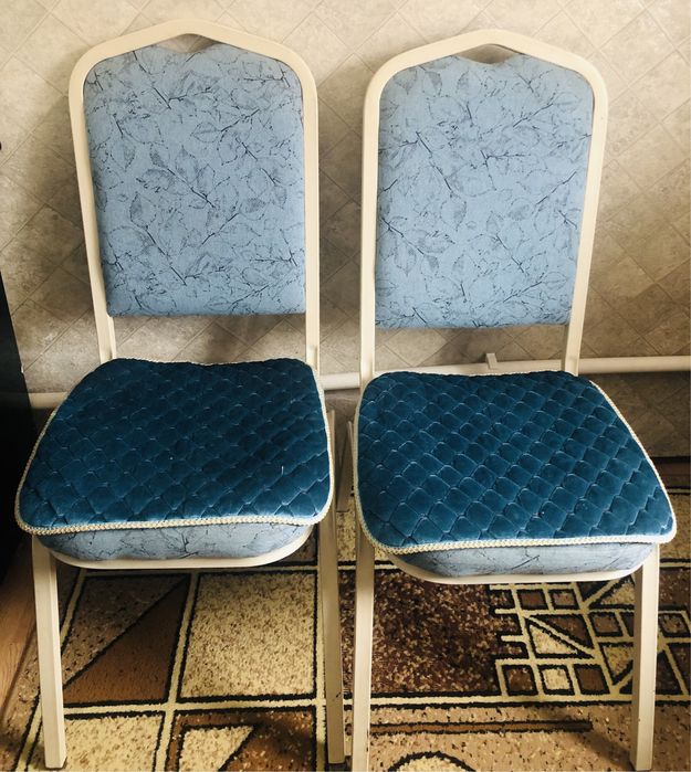 Продам стулья в хорошем состоянии