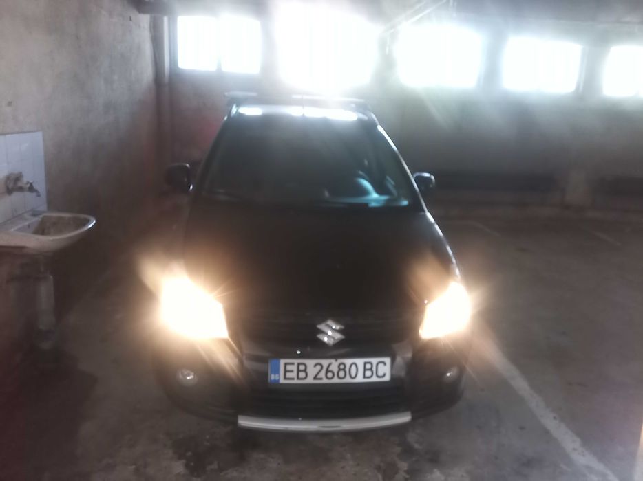 Автомобил Сузуки и тристаен обзаведен апартамент под наем