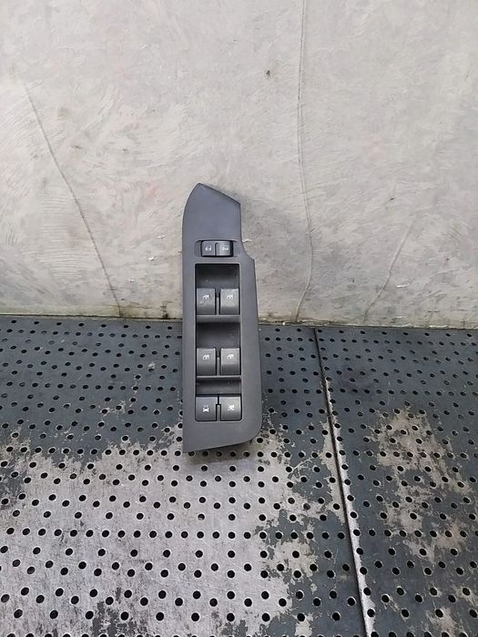 Bloc butoane geamuri electrice stanga fata chevrolet captiva c100 c140 201003481