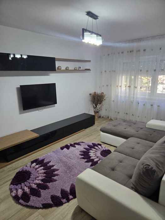 Inchiriez apartament 2 camere