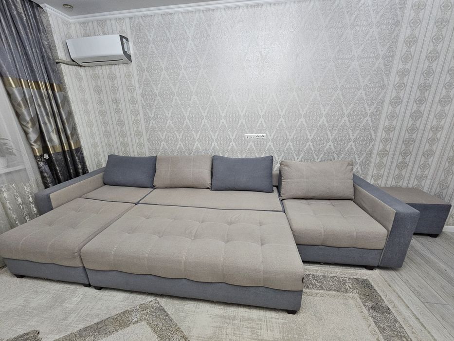 Продаётся диван.