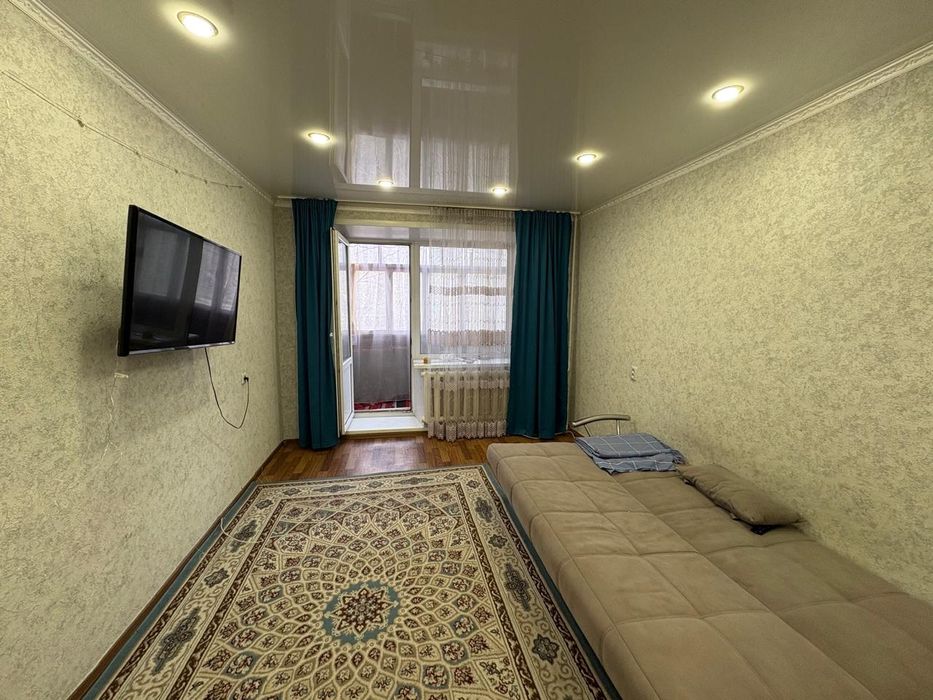 Продам 2 х ком квартиру 20 мкр.