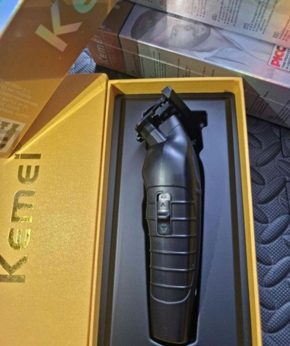 Trimmer Kemei 2299,0mm profesionala pentru contur