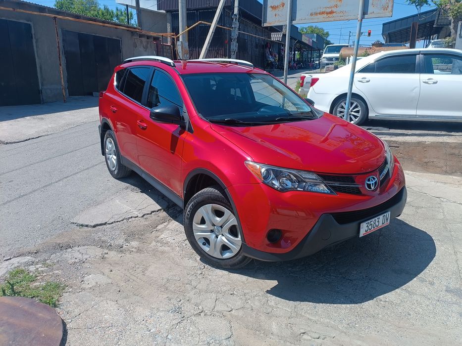 Продам Тоету РАФ 4