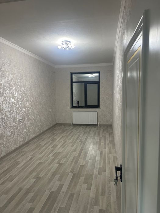 Novostroykadan 3 xonali kvartira srochno sotiladi.