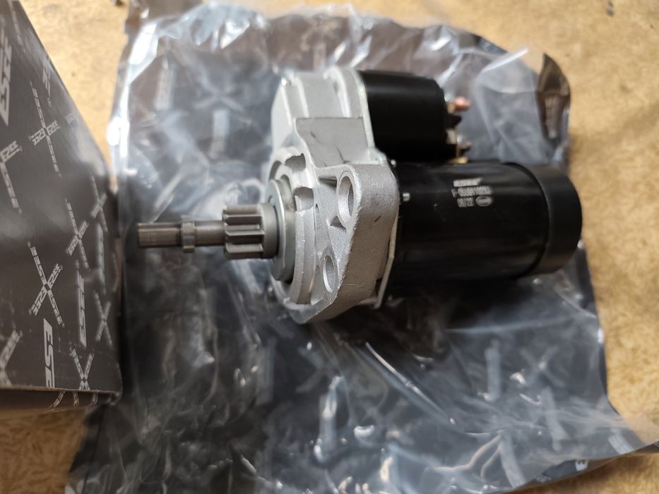 Стартер новый VW Passat, Golf