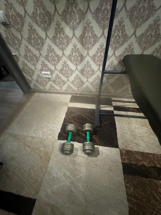 Продам штангу и гантель