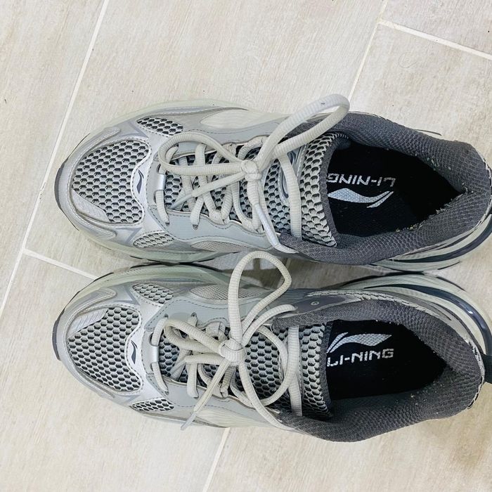 !Продам! Кроссовки Li-ning