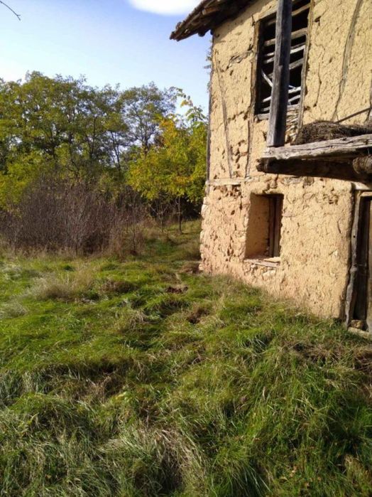Стара къща с двор 829 м2