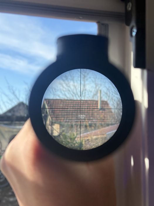 Продавам 2 бр. Оптики