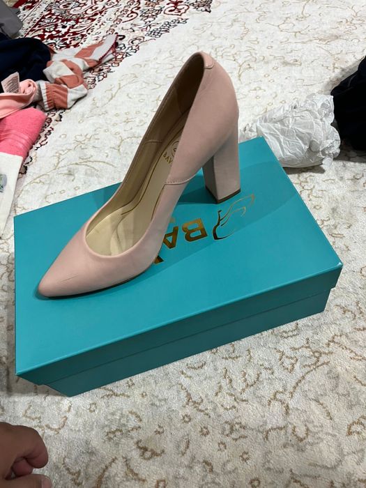 Туфли, бір рет киілген