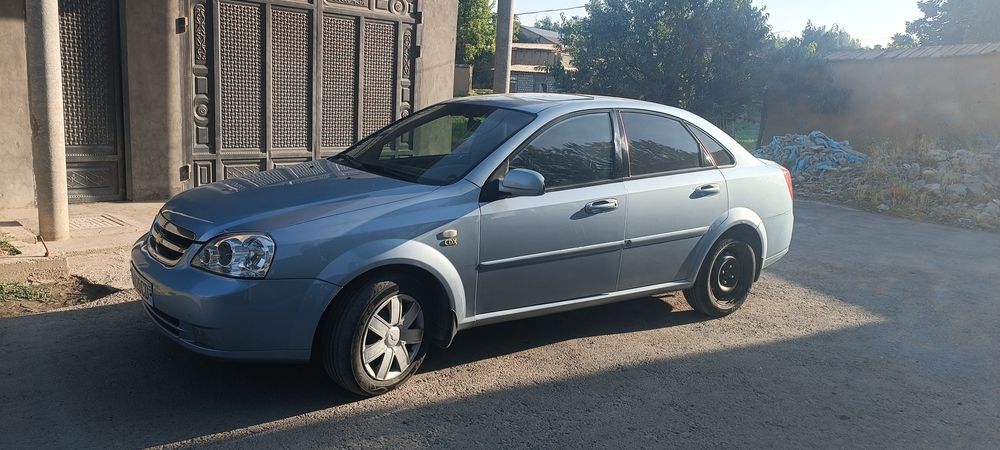 Lacetti 2013  1.6 avtomat karobka