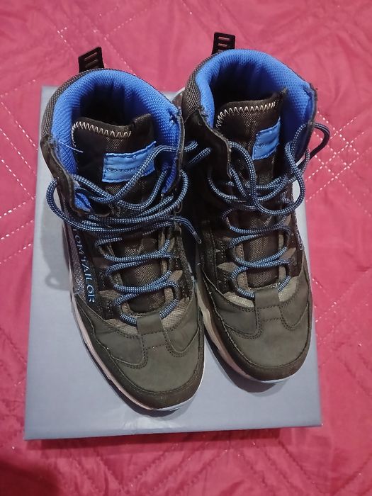 Страхотен модел носени маратонки. Страхотен модел Tom Teylar 42