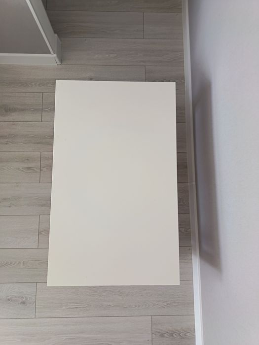 Журнальный столик