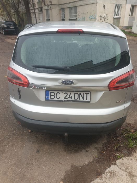URGENT vind sau schimb Ford S-Max